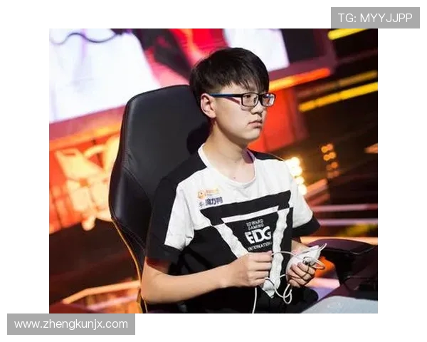 EDG战队在DOTA2中的灵活性分析与战术应用探讨 EDG战队在DOTA2中的灵活性分析与战术应用探讨