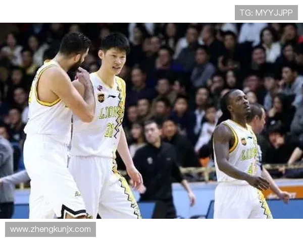 上海网球队以93分领跑杯赛积分榜展现强劲实力