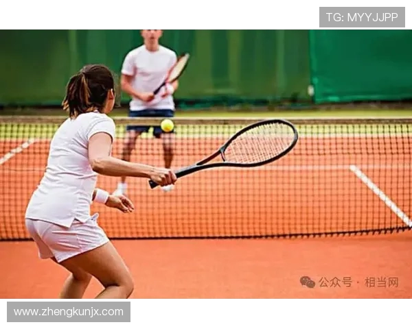 上海网球队的耐力训练与比赛表现分析探讨