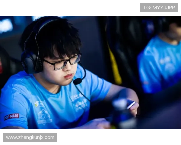 南京滑板队勇闯世界街舞大赛的奋斗历程与荣耀时刻