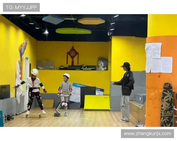 南京滑板队荣登全国滑板团队协作排行榜第三名展现团队精神与实力