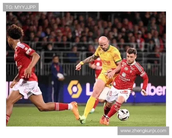 2019年亚眠对阵昂热比赛回顾与精彩瞬间分析 2019年亚眠对阵昂热比赛回顾与精彩瞬间分析