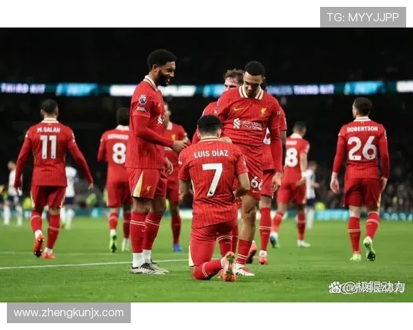 热刺与利物浦对决时间揭晓球迷期待精彩赛事的到来