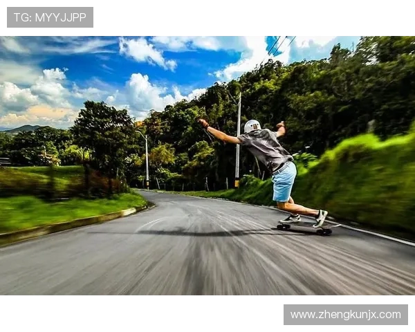 成都滑板精英赛精彩回顾：成都滑板队技术表现引人瞩目