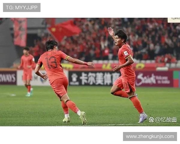 成都足球队战术创新引领潮流助力球队实现新高峰